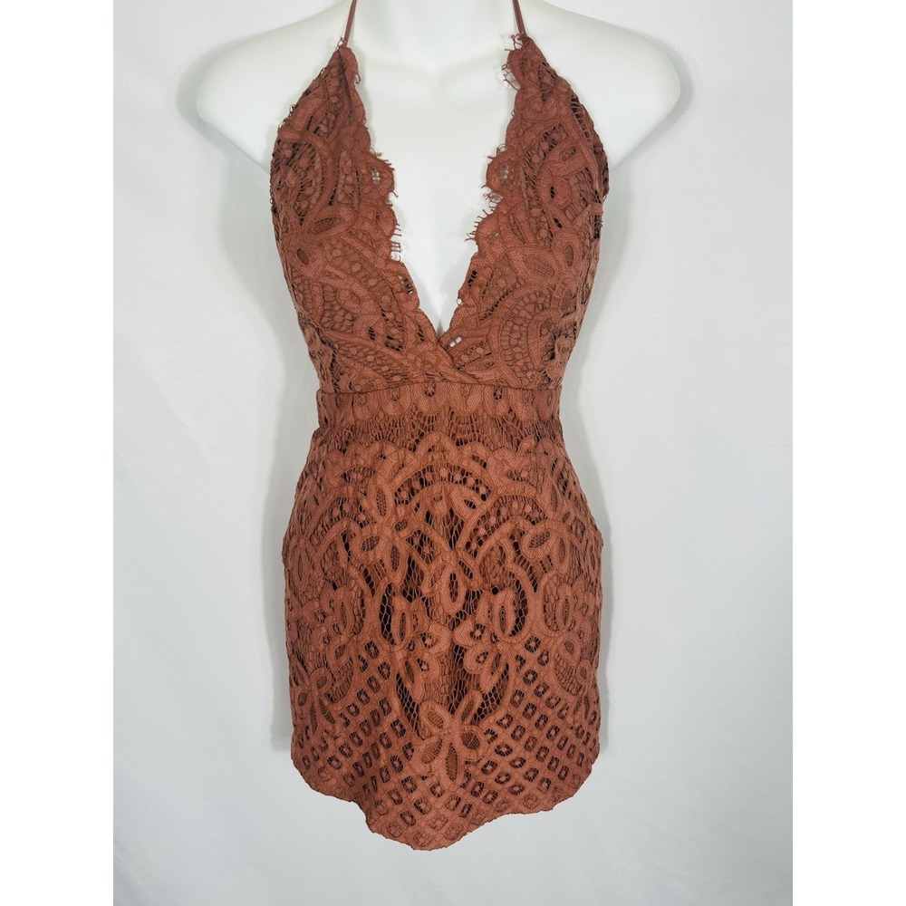Tobi Embroidered Crochet Lace Halter Mini Dress Size S Boho Indie Party Cocktail